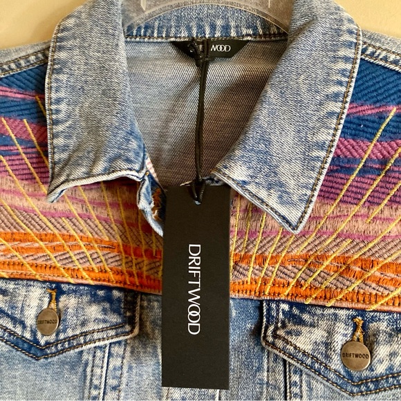 NEW Driftwood Summer Solstice Trucker Jean Jacket Sun Embroidered Medium Wash M - Picture 14 of 16
